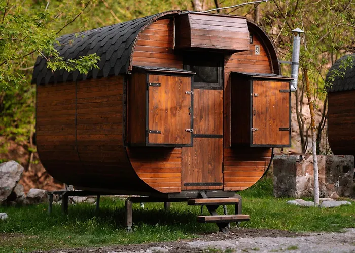 Owl Glamping House Dilijan